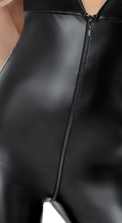 Exklusiver Wetlook-Overall mit tiefem Ausschnitt in Schlangenhaut-Optik