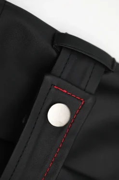 Herren Mantel im edlen Matt-Look mit feinen Details