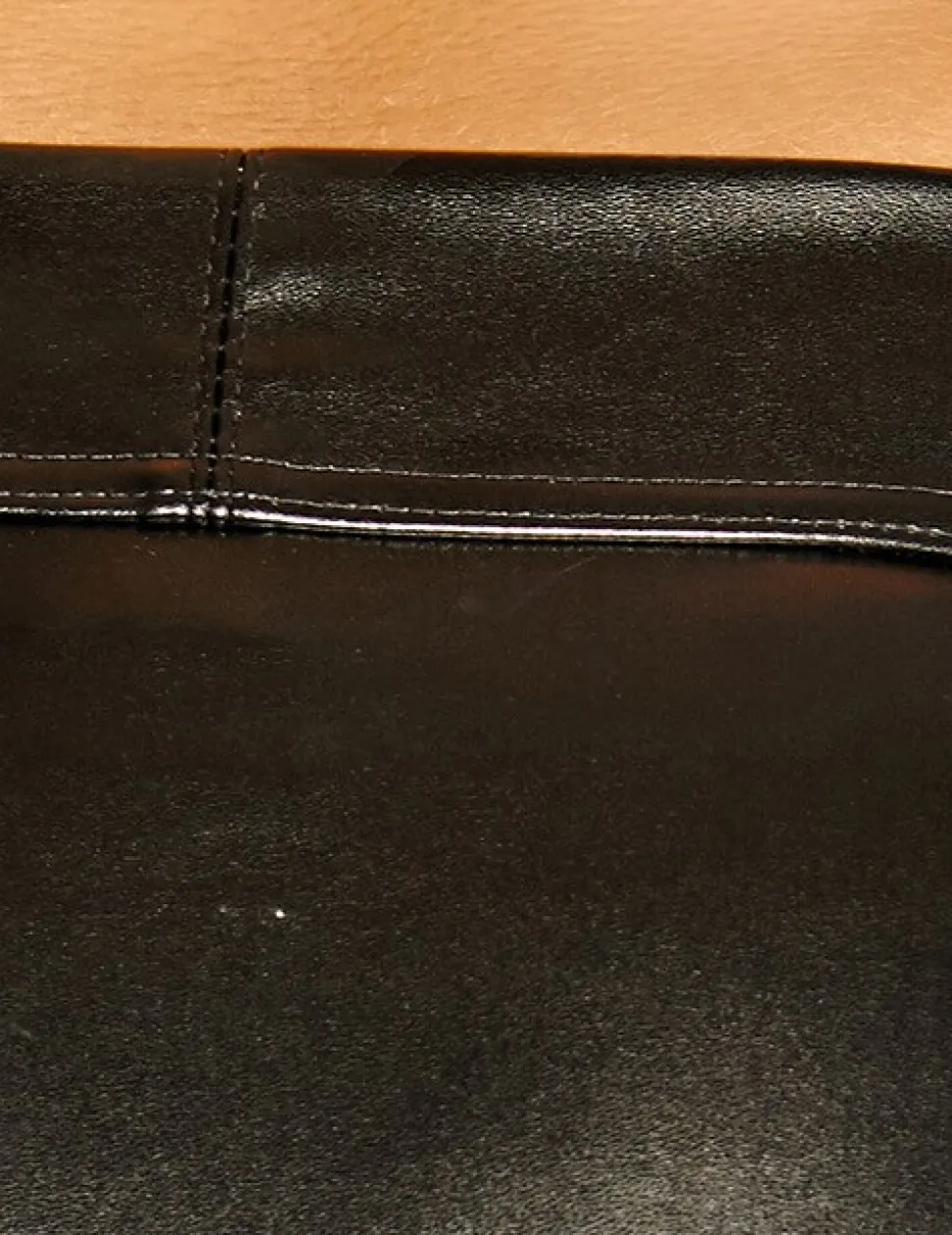 Minirock aus EcoLeather mit 2-Wege-Zipper