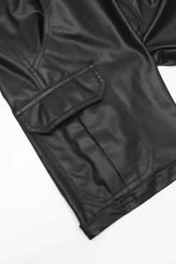 Wetlook Shorts mit Taschen im Cargostil